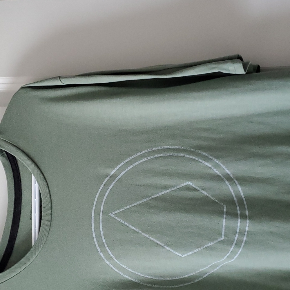 Volcom tshirt